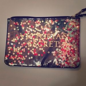 Victoria’s Secret makeup bag